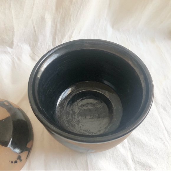 7.5” Handmade Pottery Container - Picture 3 of 6